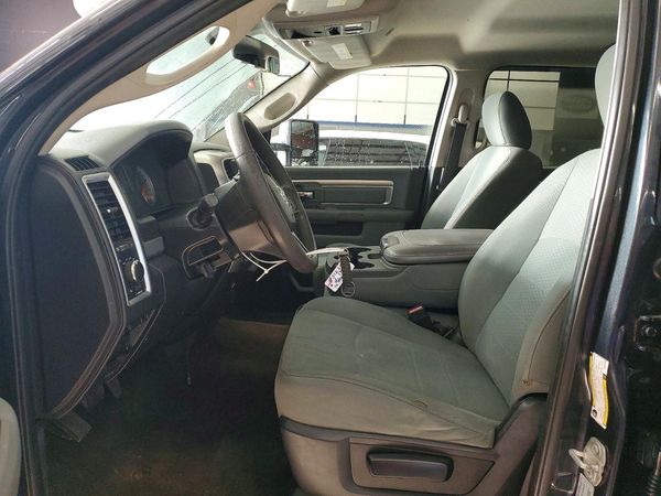 2017 RAM 2500 SLT CREW CAB 4X4