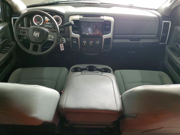 2017 RAM 2500 SLT CREW CAB 4X4