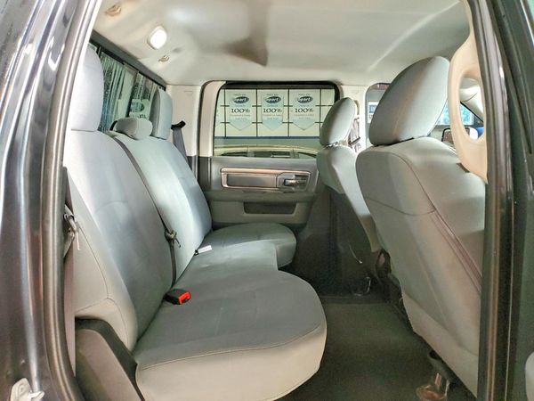 2017 RAM 2500 SLT CREW CAB 4X4