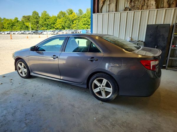 2014 TOYOTA CAMRY