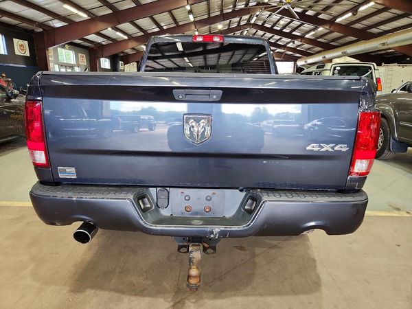 2013 RAM 1500 ST QUAD CAB 4X4