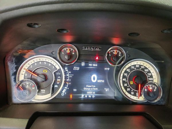 2013 RAM 1500 ST QUAD CAB 4X4