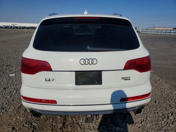 2015 AUDI Q7 Premium