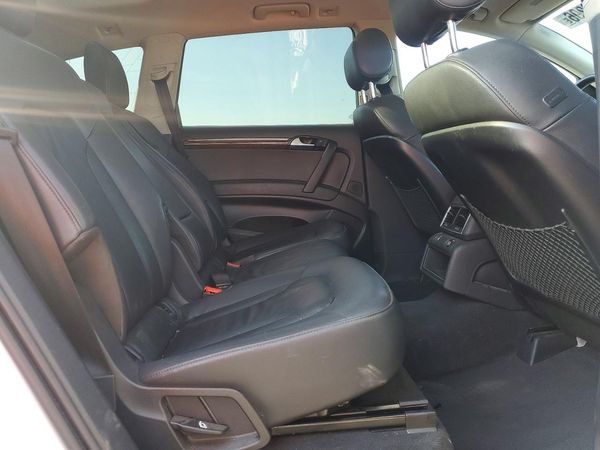 2015 AUDI Q7 Premium