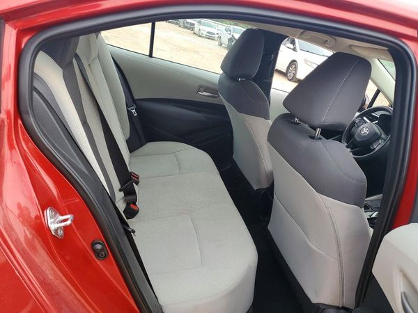 2021 TOYOTA COROLLA LE w/Premium pkg2