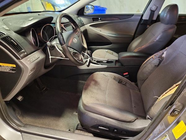 2012 HYUNDAI SONATA