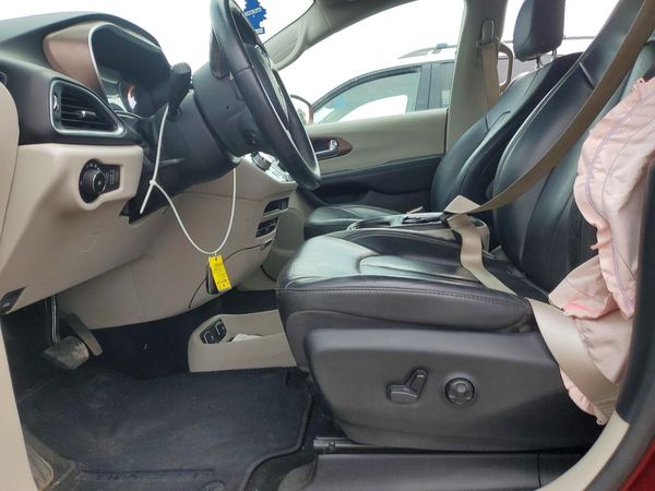 2017 CHRYSLER PACIFICA