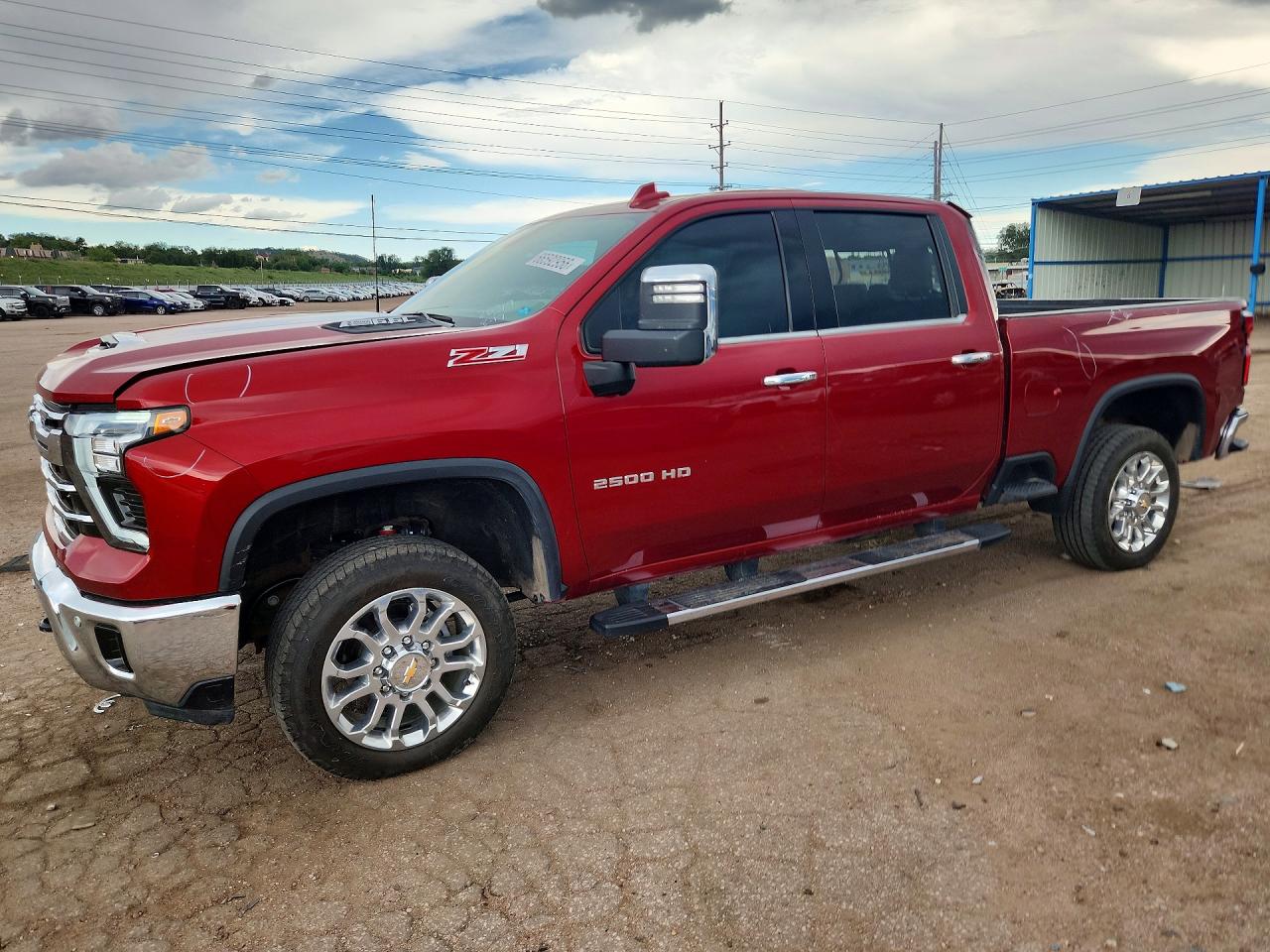 2025 CHEVROLET SILVERADO LTZ — Front 3/4