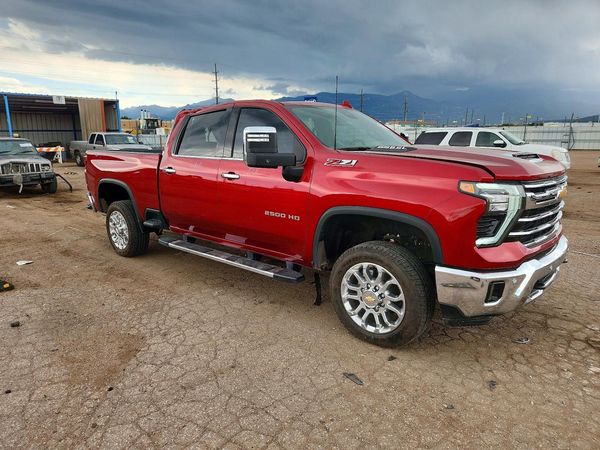 2025 CHEVROLET SILVERADO LTZ — Passenger 3/4