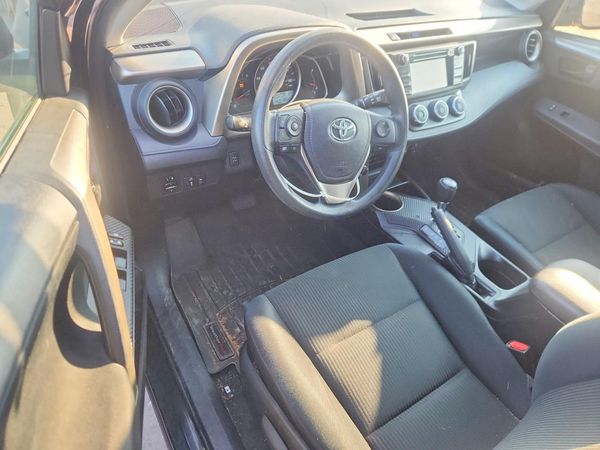 2015 TOYOTA RAV4 LE (X Grade)