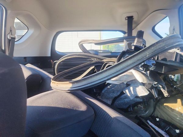 2015 TOYOTA RAV4 LE (X Grade)
