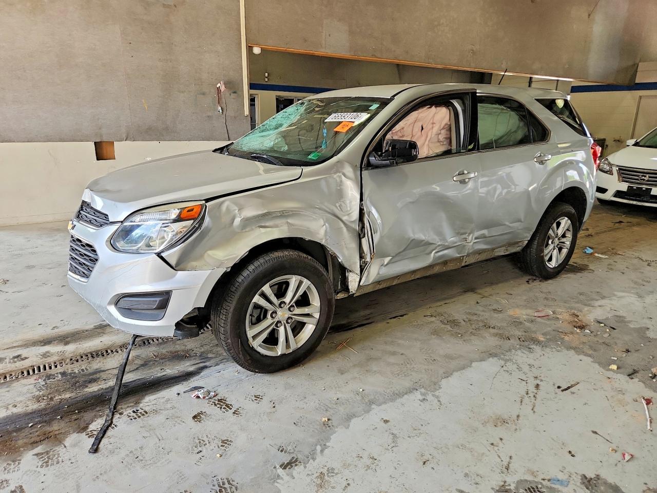 2016 CHEVROLET EQUINOX LS — Front 3/4