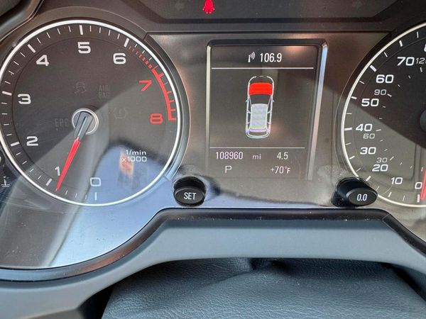 2016 AUDI Q5 quattro Premium Plus