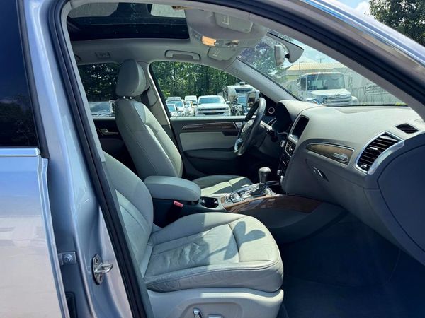 2016 AUDI Q5 quattro Premium Plus