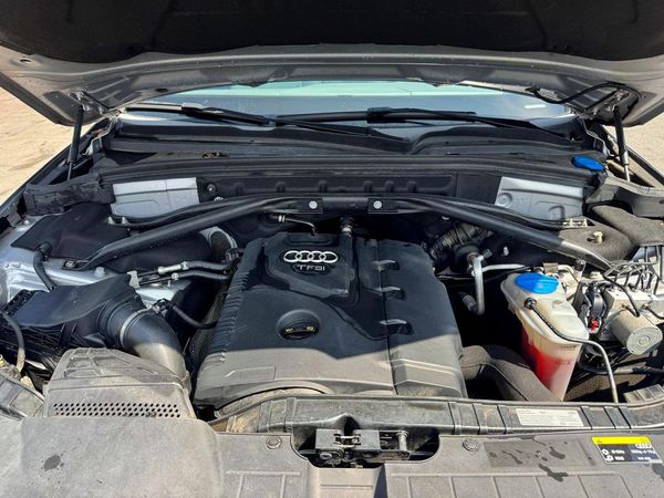 2016 AUDI Q5 quattro Premium Plus