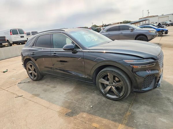 2023 GENESIS GV70