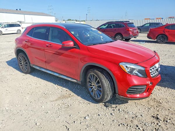2019 MERCEDES-BENZ GLA-CLASS GLA250-4M — Passenger 3/4