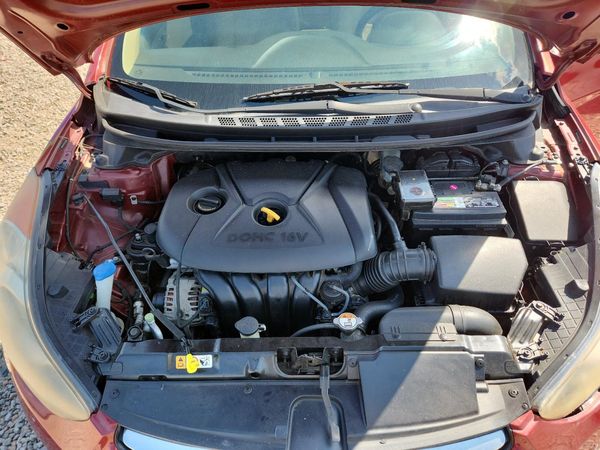 2013 HYUNDAI ELANTRA