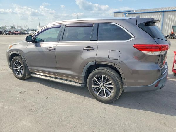 2017 TOYOTA HIGHLANDER SE/XLE