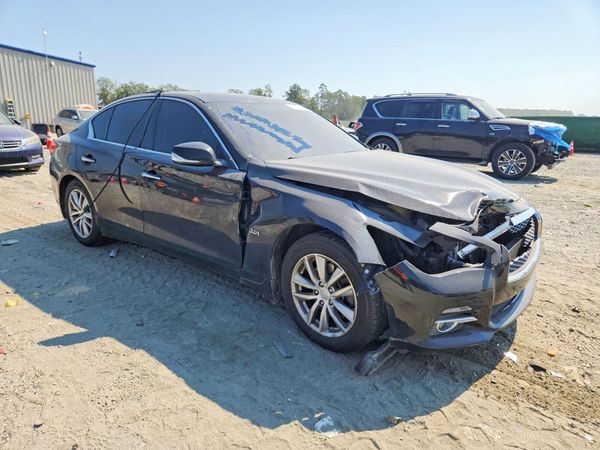 2016 INFINITI Q50