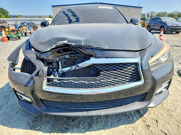 2016 INFINITI Q50