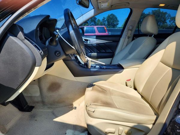 2016 INFINITI Q50
