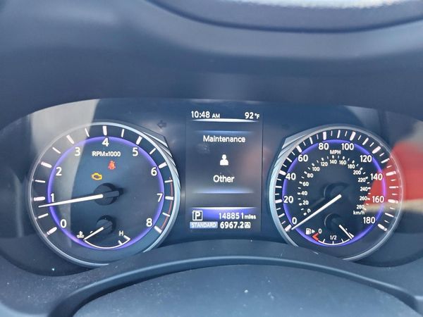 2016 INFINITI Q50