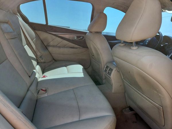 2016 INFINITI Q50