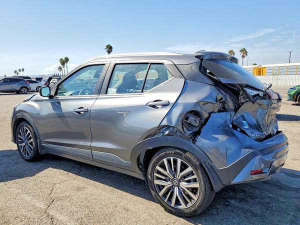 2021 NISSAN KICKS SV