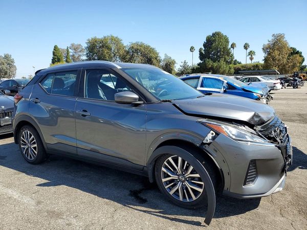 2021 NISSAN KICKS SV