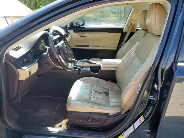 2017 LEXUS ES