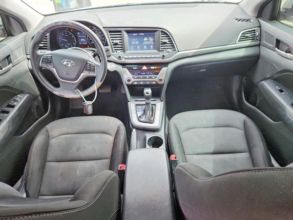 2018 HYUNDAI ELANTRA