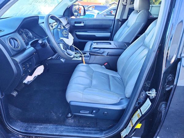 2014 TOYOTA TUNDRA SR5
