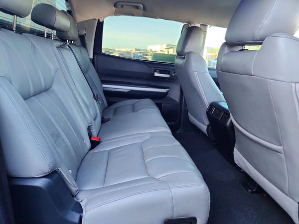2014 TOYOTA TUNDRA SR5