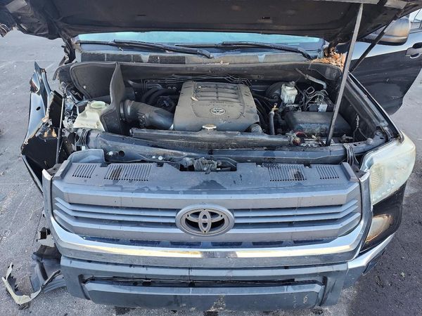 2014 TOYOTA TUNDRA SR5