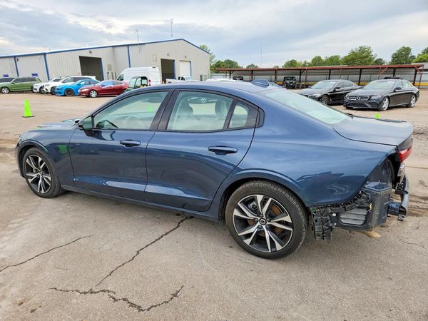 2024 VOLVO S60