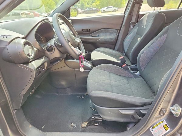 2020 NISSAN KICKS
