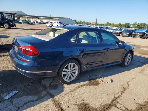 2019 VOLKSWAGEN PASSAT