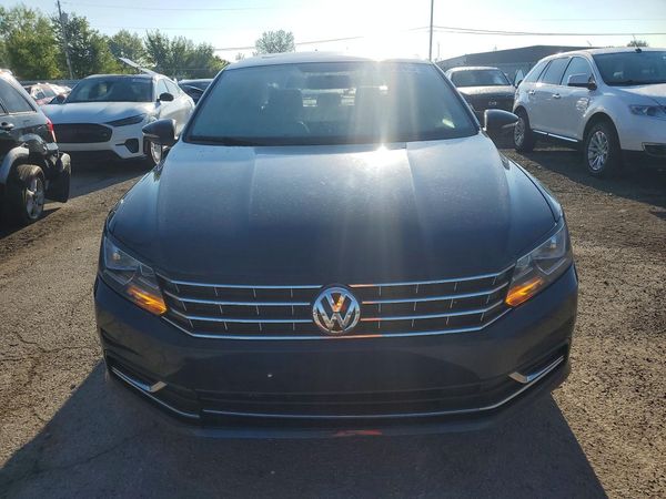 2019 VOLKSWAGEN PASSAT