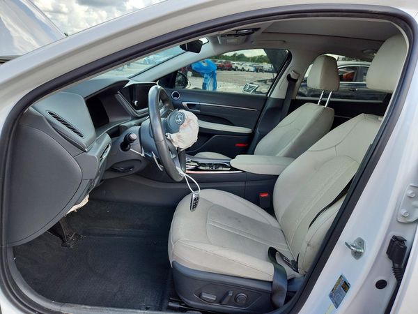 2022 HYUNDAI SONATA