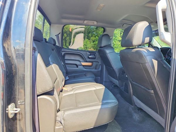 2017 CHEVROLET SILVERADO LTZ