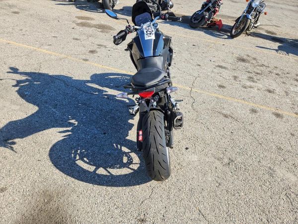 2020 BMW F 900 R — ARTF