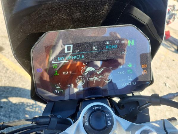 2020 BMW F 900 R — ODOM
