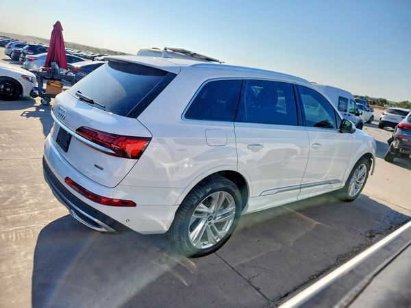 2021 AUDI Q7