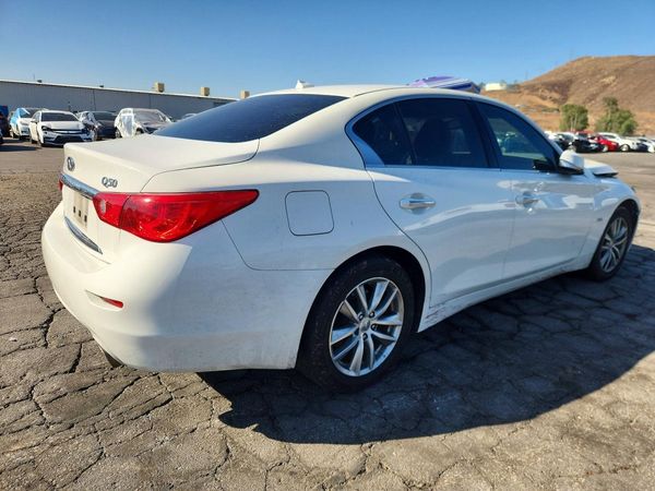2017 INFINITI Q50