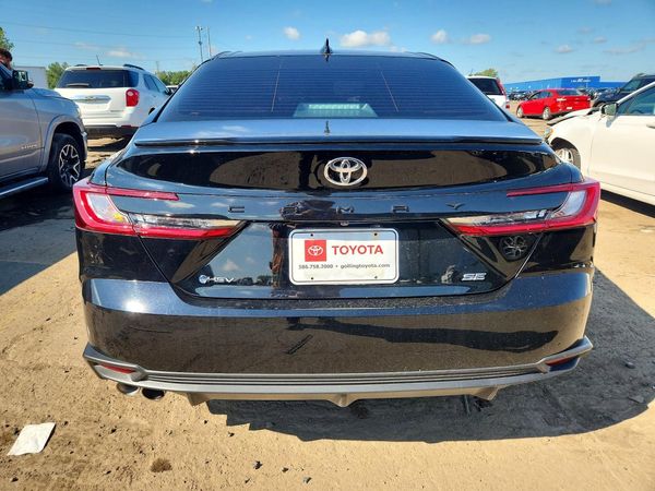 2026 TOYOTA CAMRY