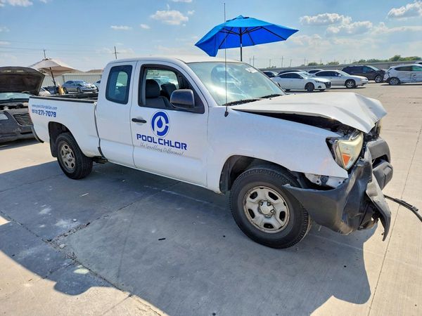 2014 TOYOTA TACOMA Delux Grade