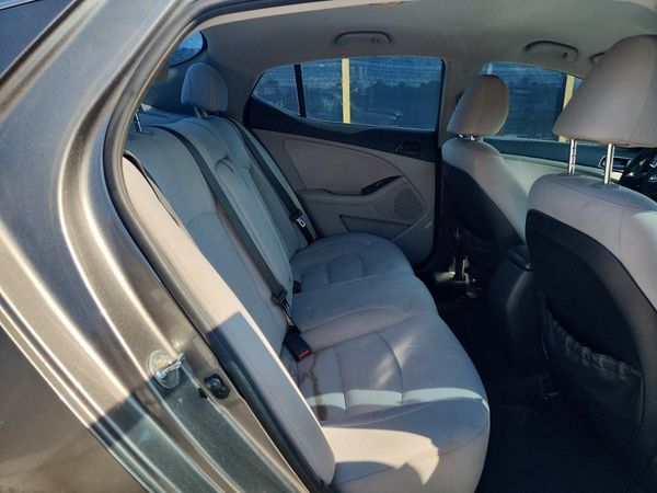 2014 KIA OPTIMA 2.4 LX STD/Conv
