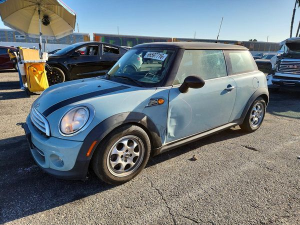 2013 MINI COOPER