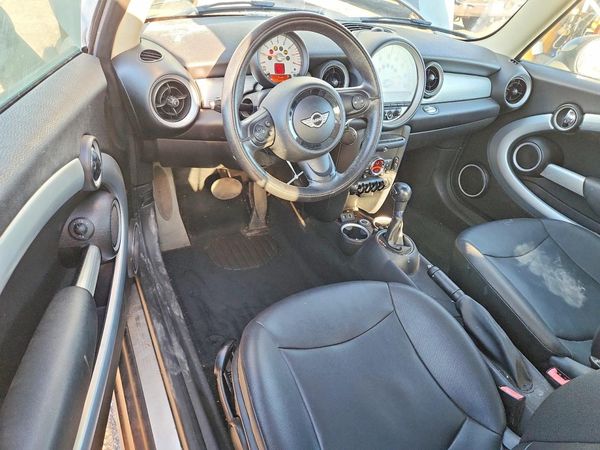 2013 MINI COOPER